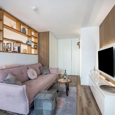 شقة Wohlfuehlappartement Sonnenhalde *