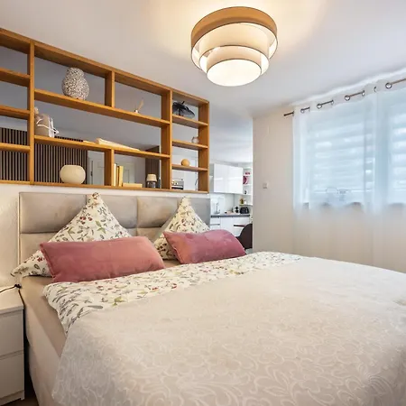شقة Wohlfuehlappartement Sonnenhalde سيغمارزيل